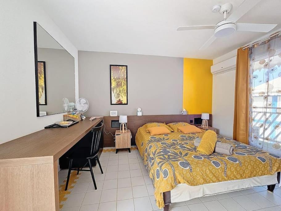 Studio Dans Village Vacances Manganao Saint-Francois  Extérieur photo